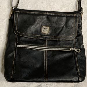 Relic Black Purse